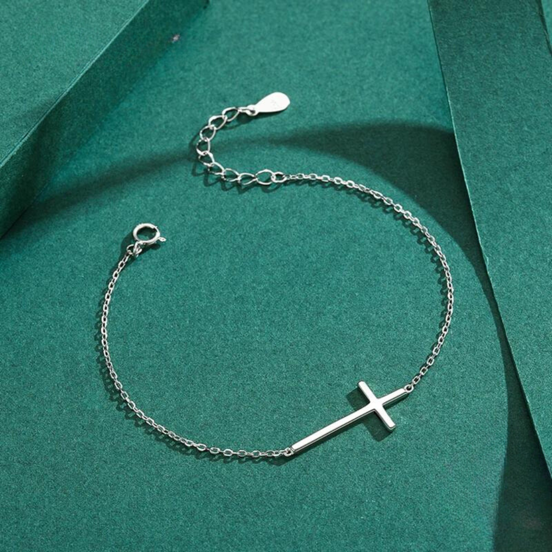 Pulseira de Prata Clássica com Crucifixo